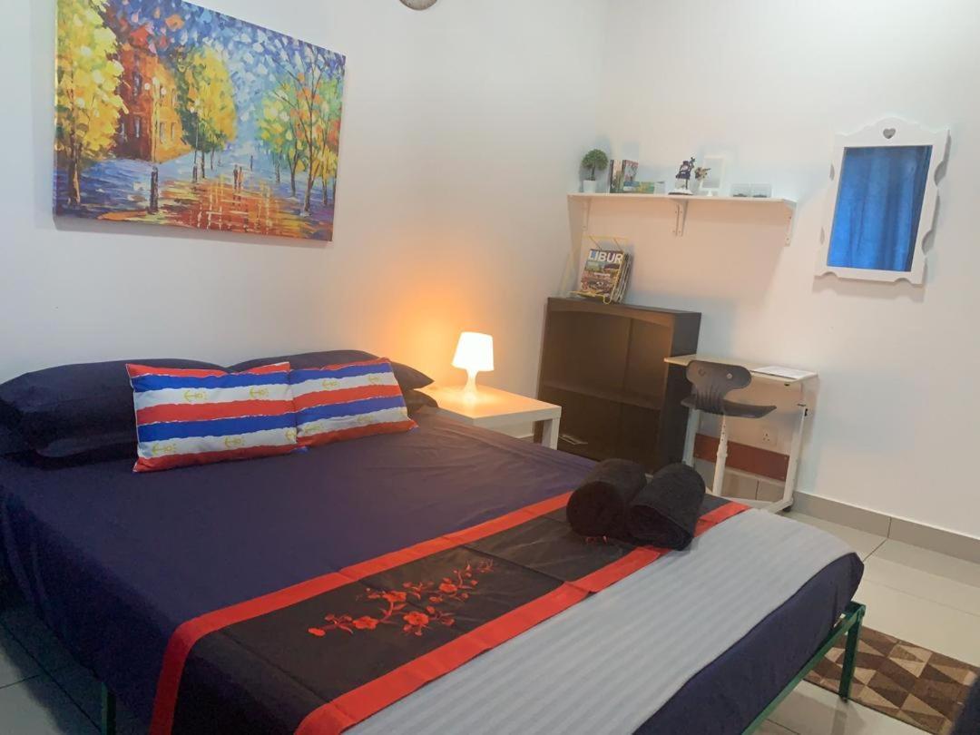 Almyra Apartment