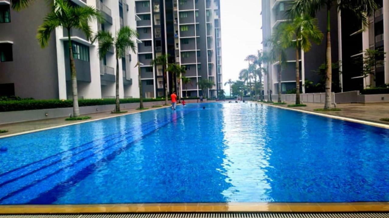 Almyra Apartment